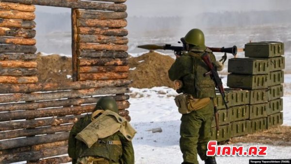 Rusiyadakı azərbaycanlılar: Orduya aparılan da var, müharibədən yayınan da…